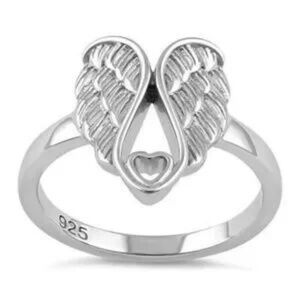 Sterling Silver Angel Wings with Heart Ring Size 6 New
